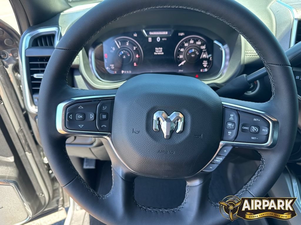 New 2026 RAM 2500 Laramie AWD/4WD image 25