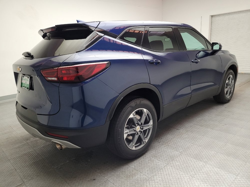 Used 2023 Chevrolet Blazer LT FWD image 9