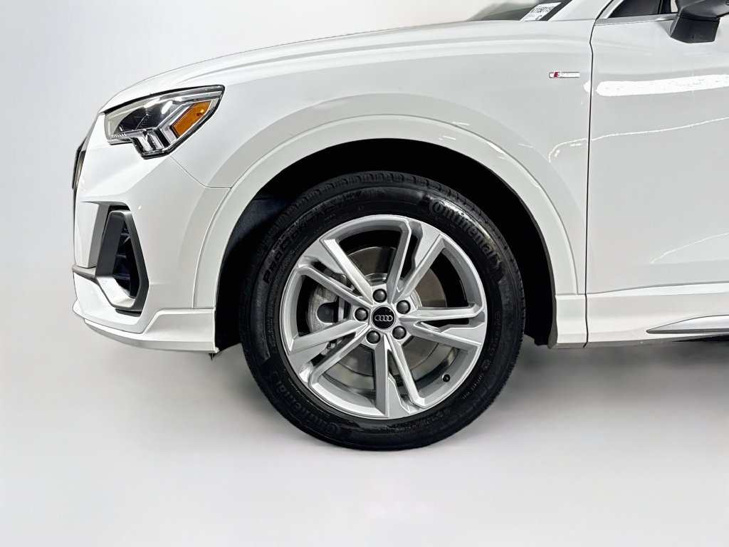 Used 2022 Audi Q3 2.0T Premium Plus w/ Premium Plus Package AWD/4WD image 23