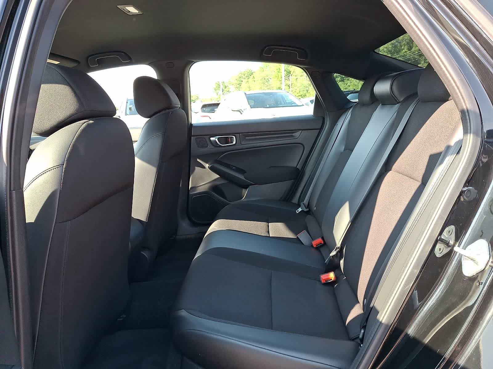 Used 2022 Honda Civic Sport image 11