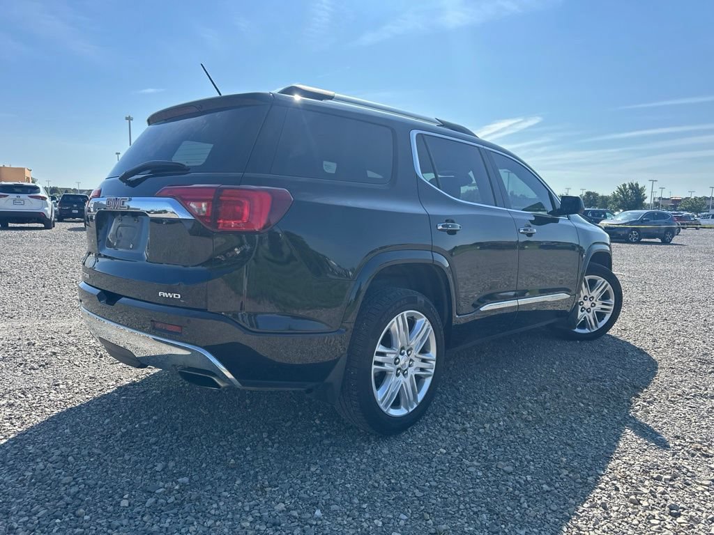 Used 2017 GMC Acadia Denali w/ Technology Package AWD/4WD image 13