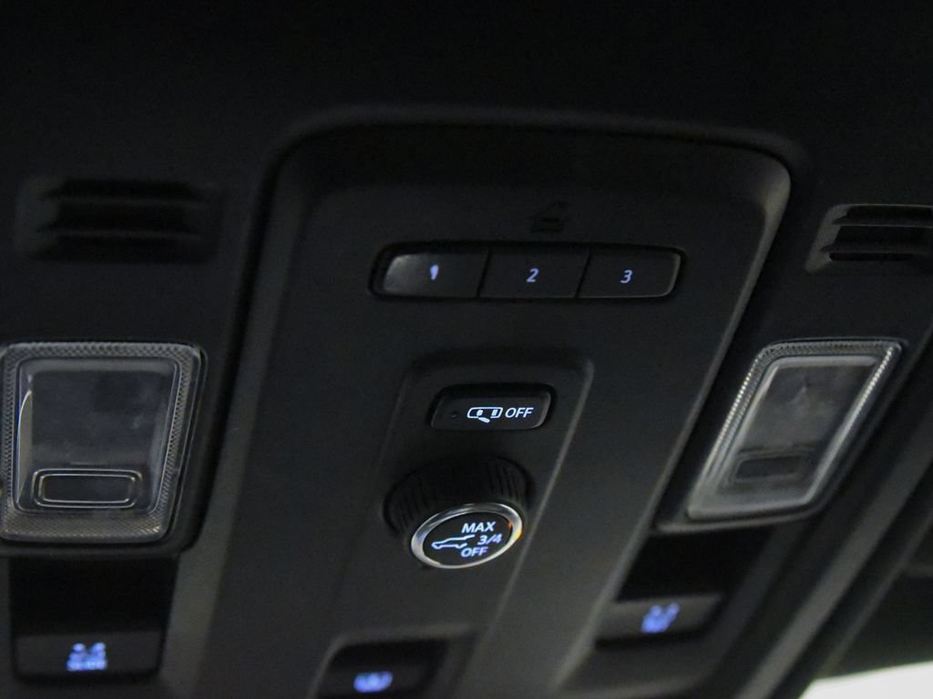 Used 2021 Chevrolet Tahoe Z71 AWD/4WD image 44