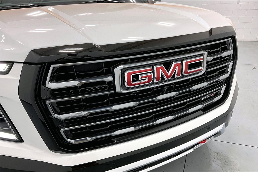New 2027 GMC Yukon XL AT4 w/ AT4 Premium Plus Package AWD/4WD image 29