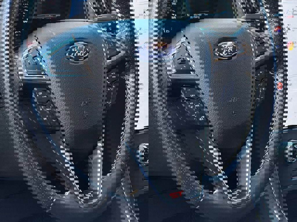 Certified 2022 Ford Edge ST image 33