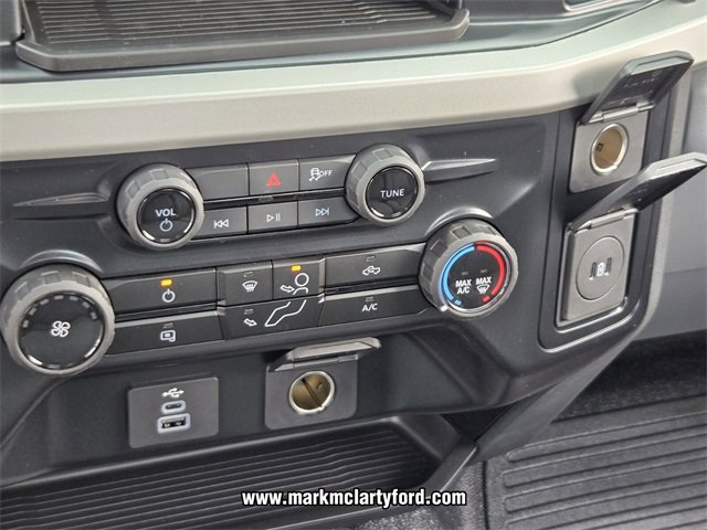 New 2026 Ford F250 XL w/ XL Off-Road Package image 18