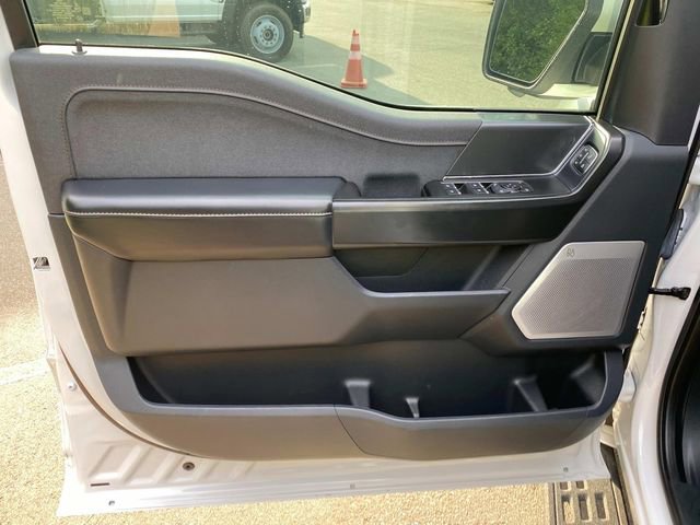 Used 2022 Ford F150 Raptor w/ Equipment Group 801A High AWD/4WD image 12