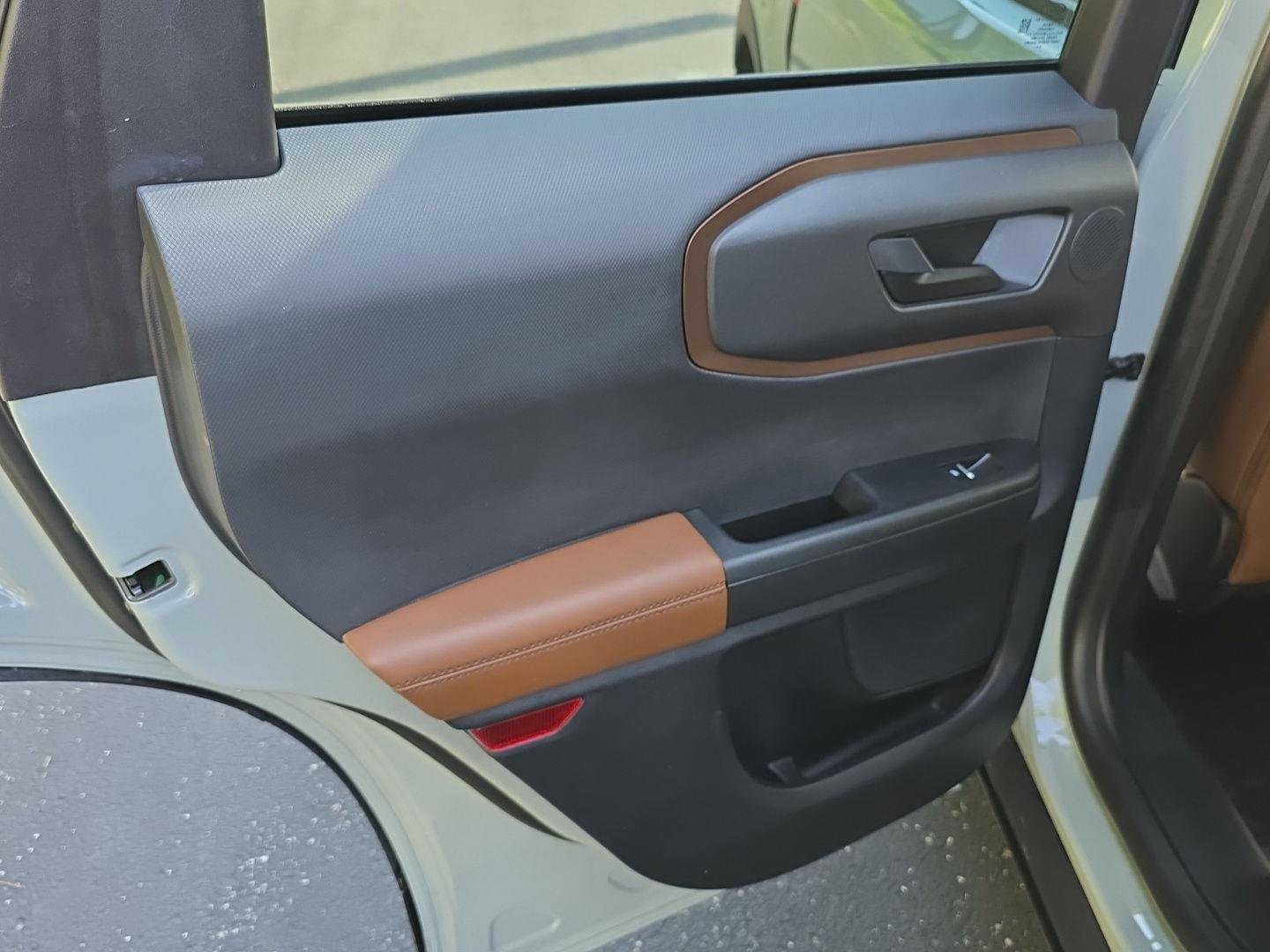 Used 2024 Ford Bronco Sport Badlands w/ Premium Package image 26