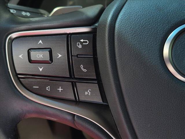 Used 2022 Lexus ES 350 w/ Premium Package FWD image 9