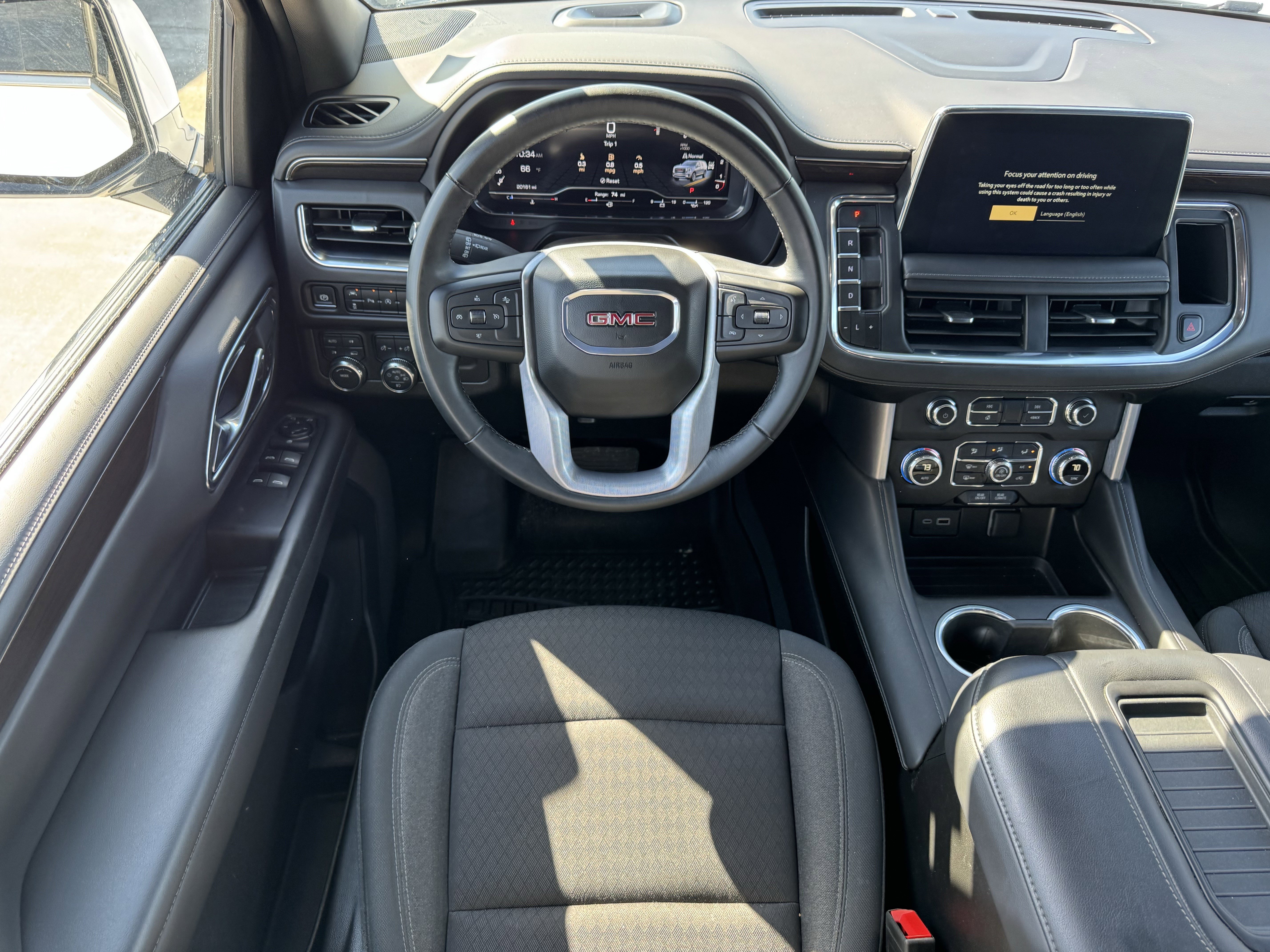 Used 2024 GMC Yukon XL SLE w/ Gmc Pro Safety Plus Package image 14