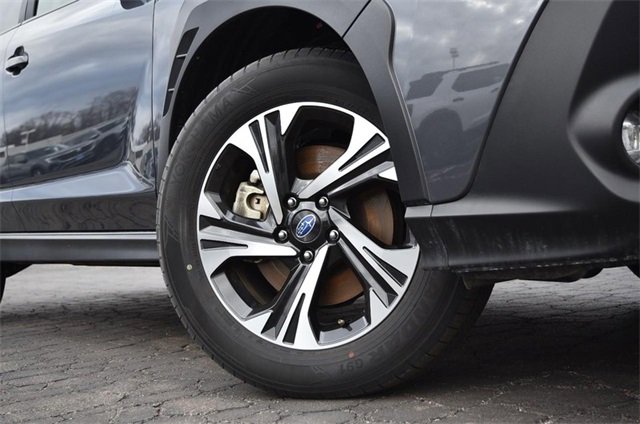 Used 2024 Subaru Crosstrek 2.0i Premium image 3