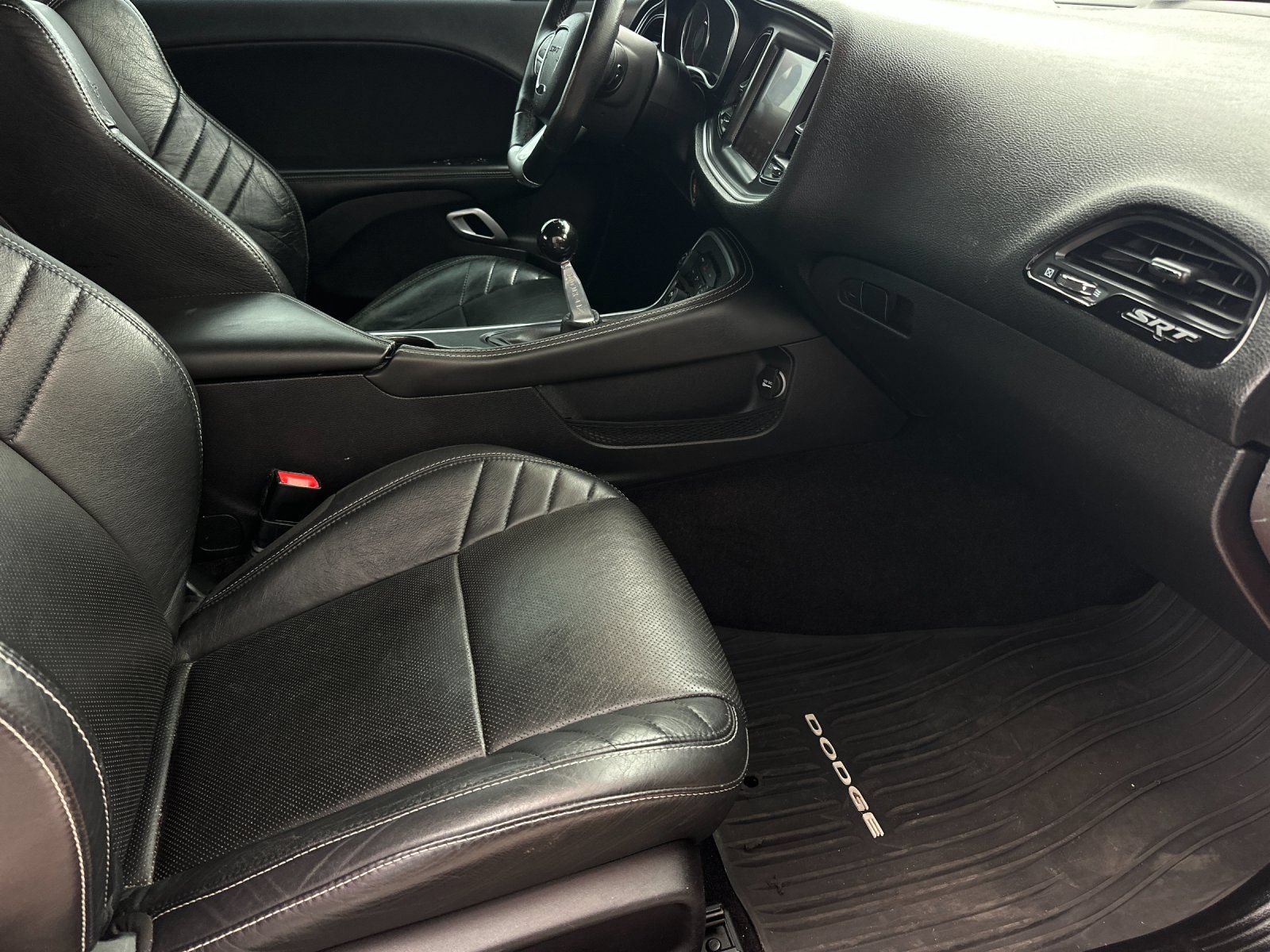 Used 2016 Dodge Challenger SRT w/ Technology Group RWD image 12