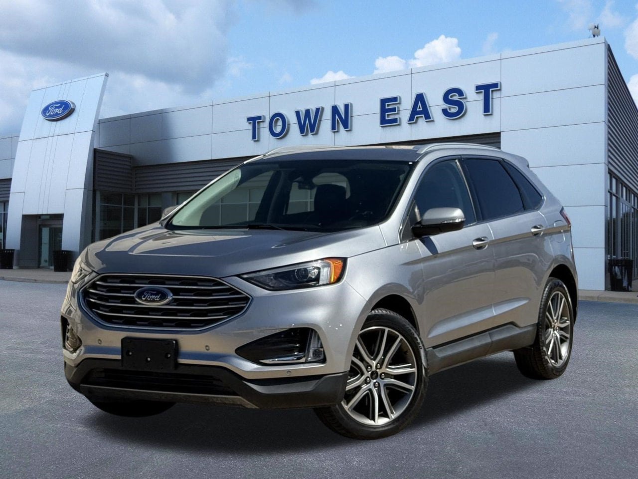 Certified 2023 Ford Edge Titanium AWD/4WD image 1