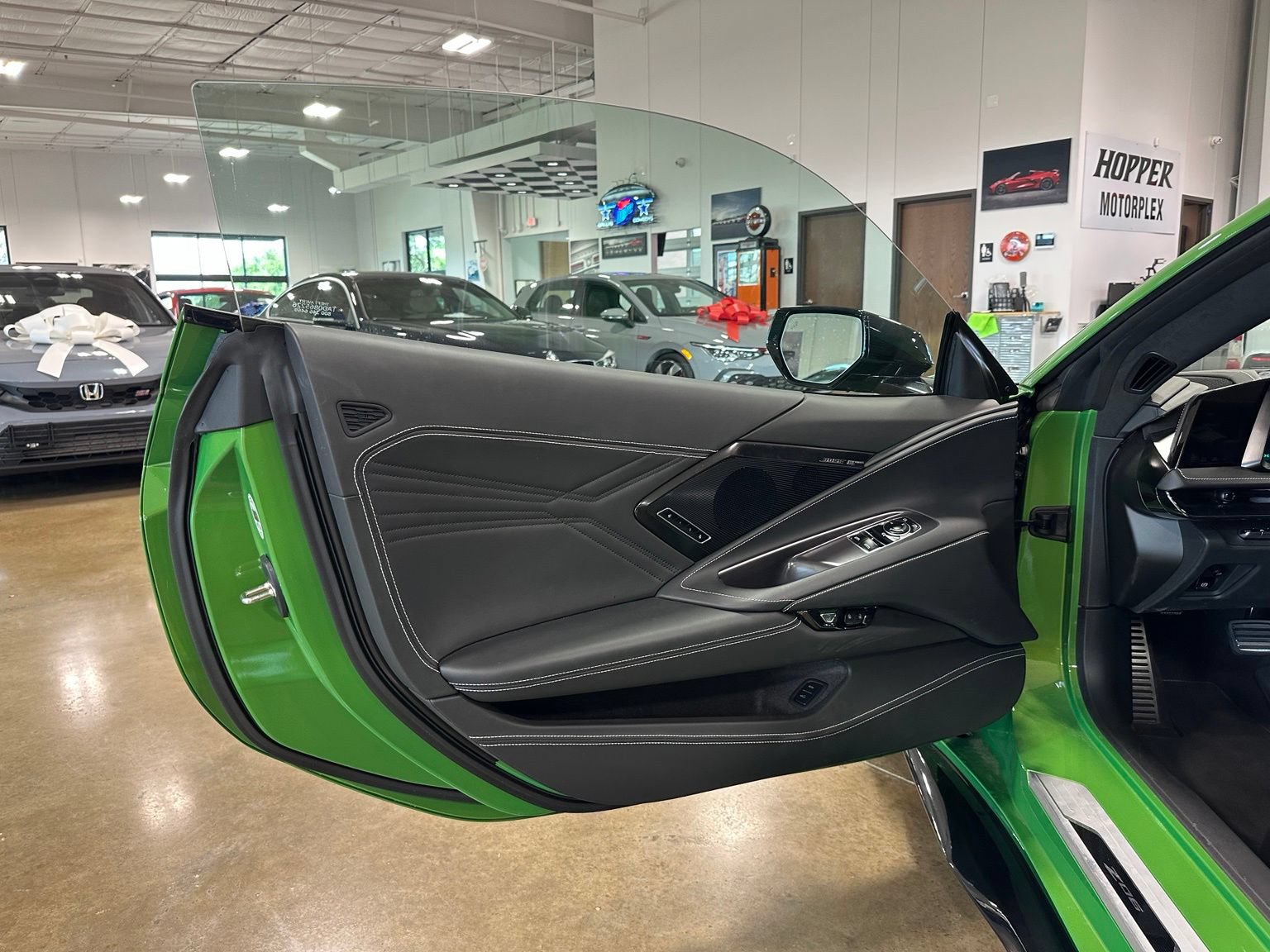 Used 2026 Chevrolet Corvette Z06 RWD image 14