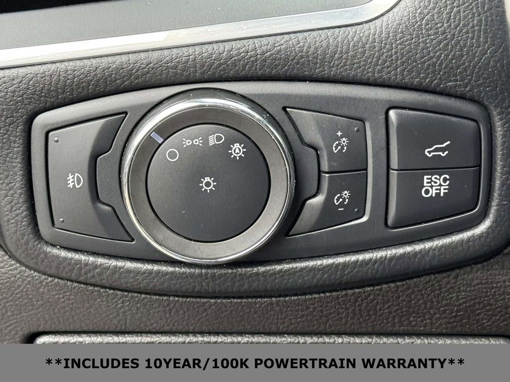 Used 2020 Ford Edge ST w/ Cold Weather Package image 17