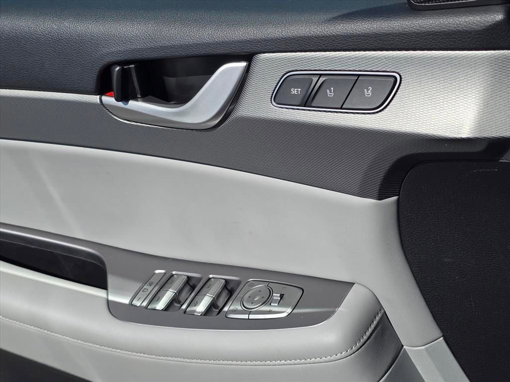 Used 2022 Hyundai Palisade SEL w/ Premium Package FWD image 16