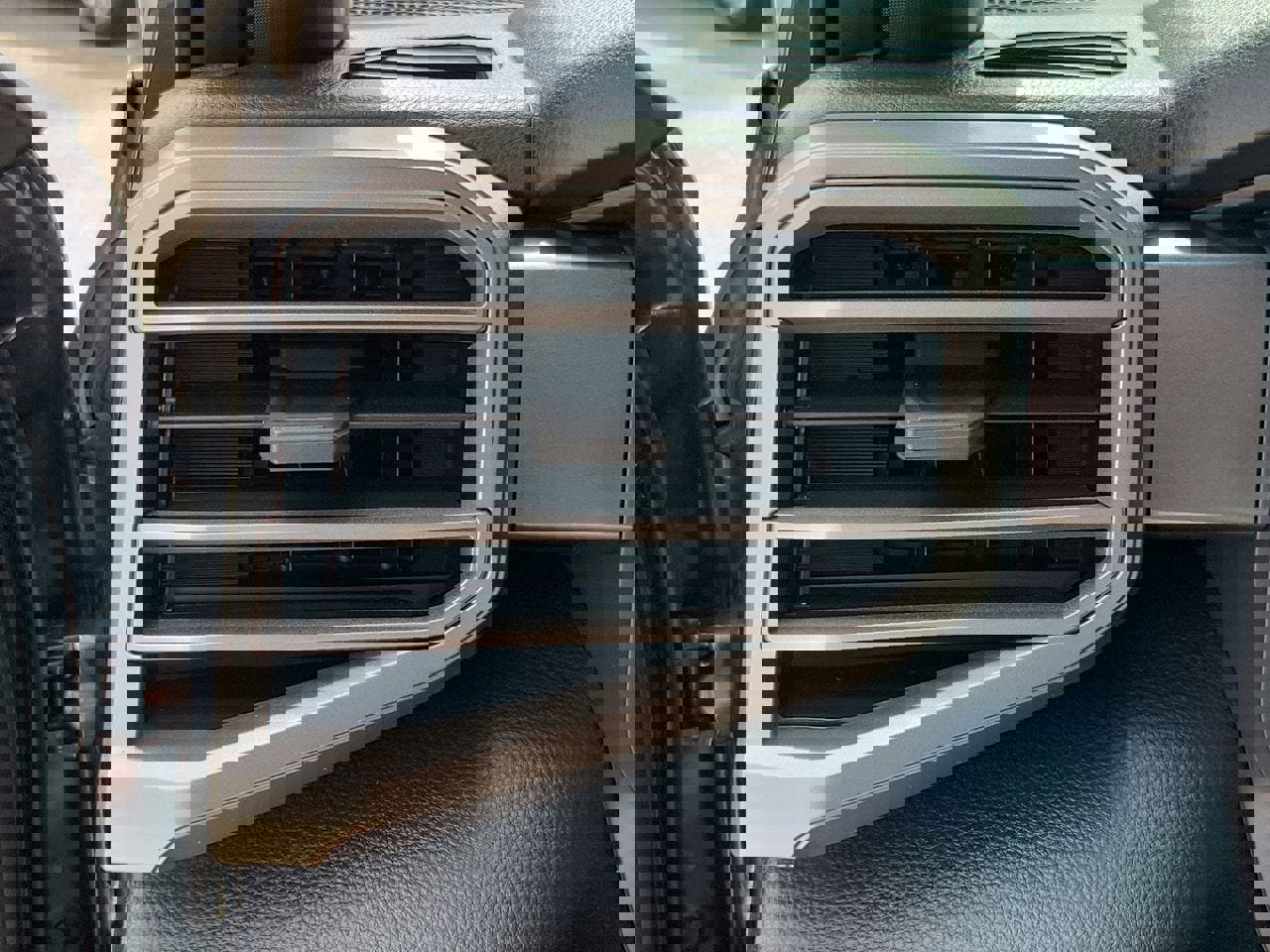 New 2026 Toyota Tundra SR5 AWD/4WD image 31