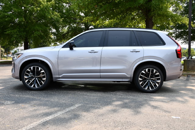 New 2026 Volvo XC90 B6 Ultra w/ Protection Package Premier AWD/4WD image 4