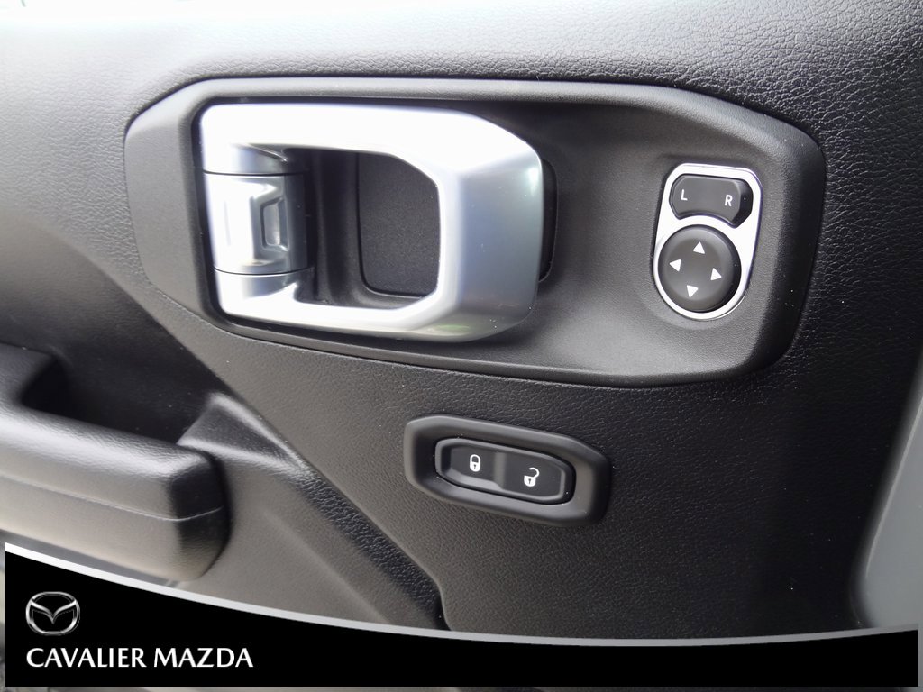 Used 2021 Jeep Wrangler Unlimited Rubicon image 20