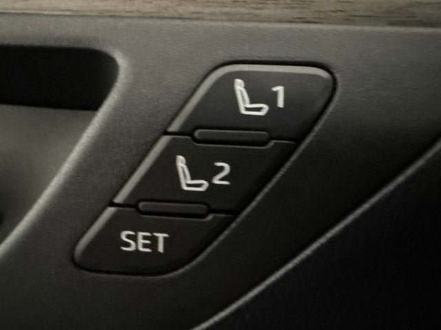 Used 2026 Toyota Grand Highlander AWD image 8