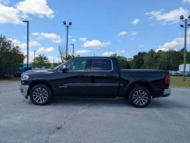 Used 2025 RAM 1500 Limited AWD/4WD image 3