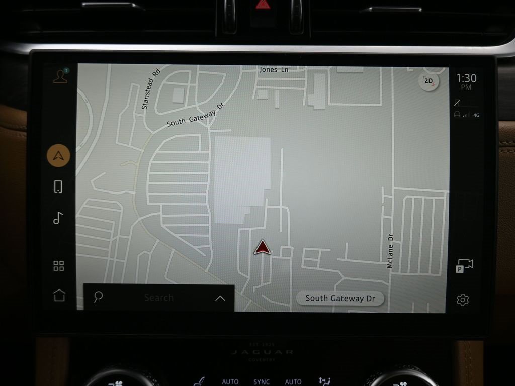 Used 2023 Jaguar F-PACE S image 19