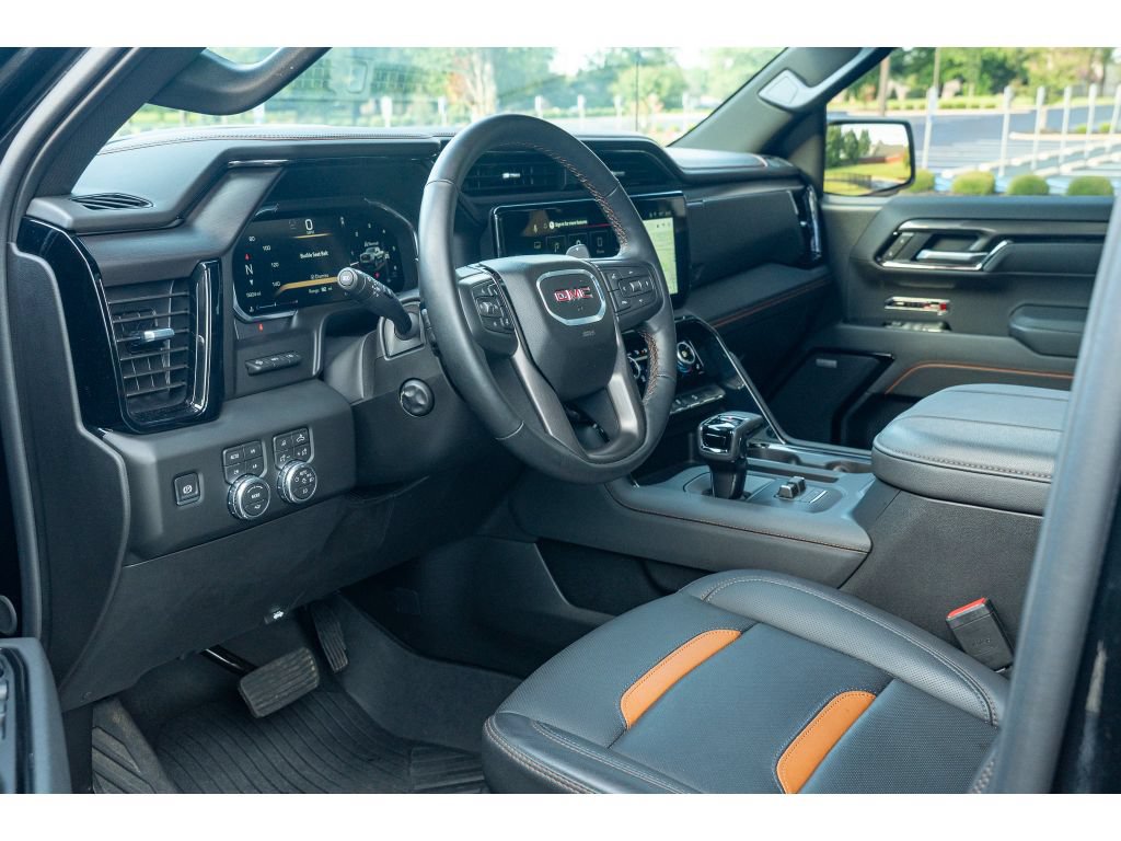 Used 2026 GMC Sierra 1500 AT4 w/ AT4 Premium Package AWD/4WD image 10