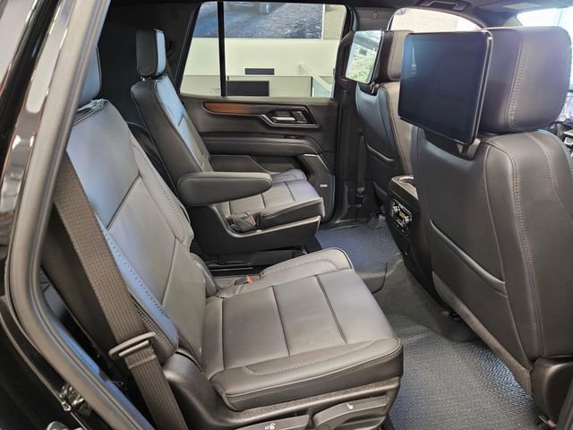 New 2026 GMC Yukon Denali w/ Denali Reserve Package AWD/4WD image 12