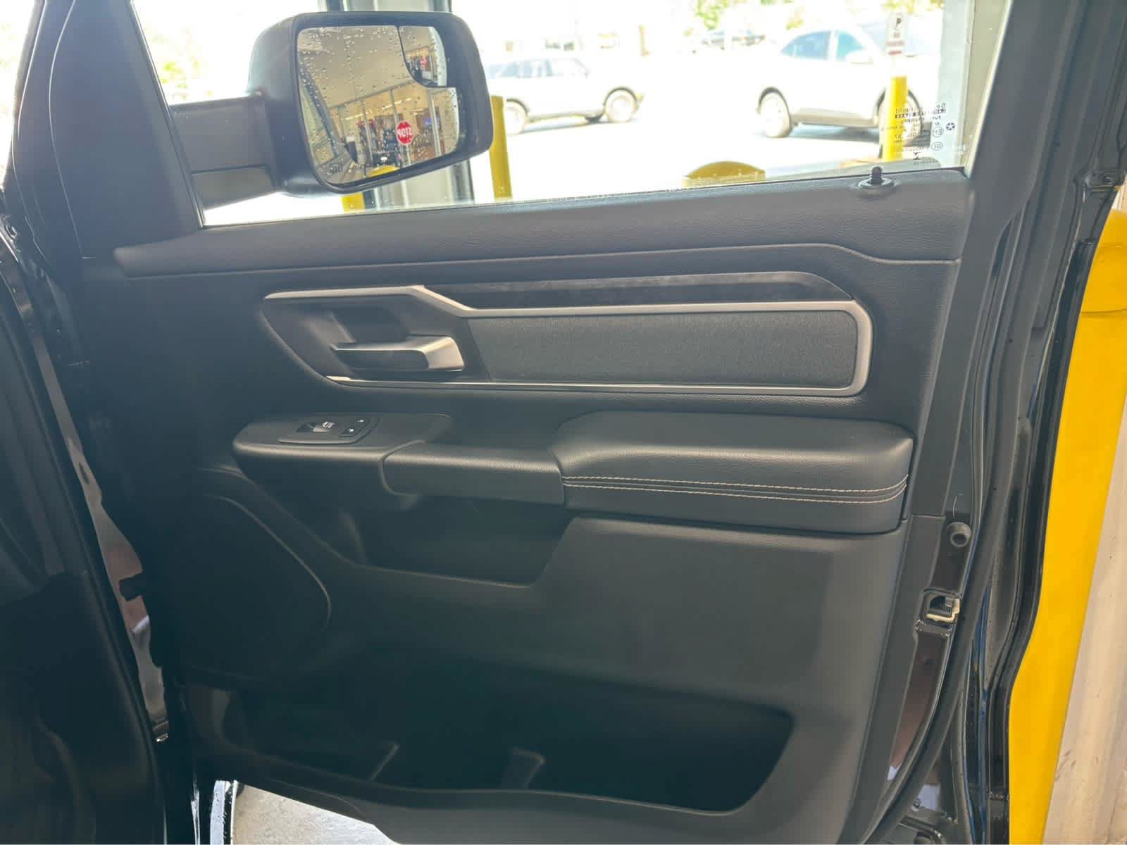 Used 2023 RAM 1500 Big Horn AWD/4WD image 39