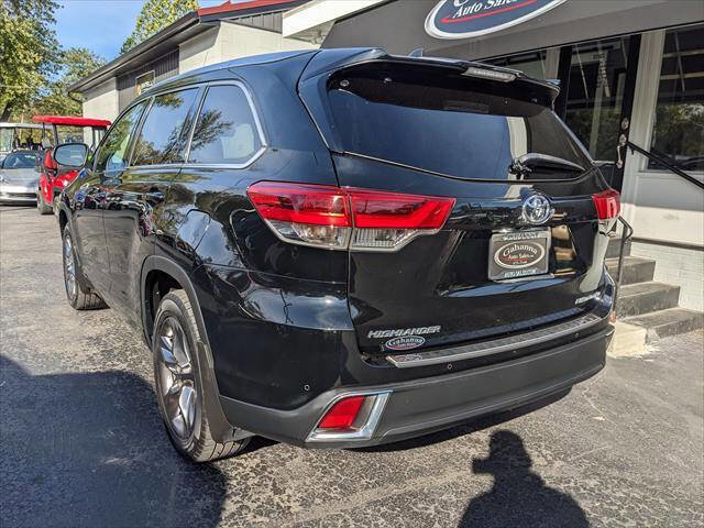 Used 2019 Toyota Highlander AWD V6 image 3