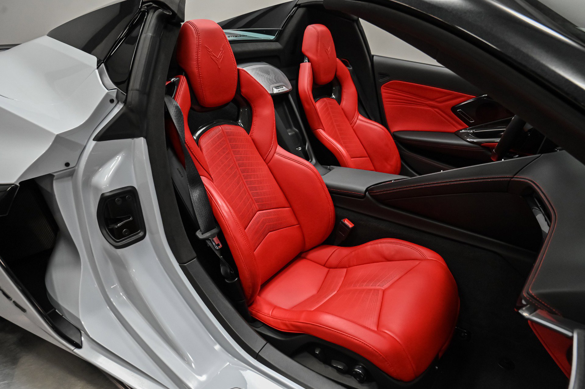 Used 2024 Chevrolet Corvette Z06 w/ Stealth Interior Trim Package image 38