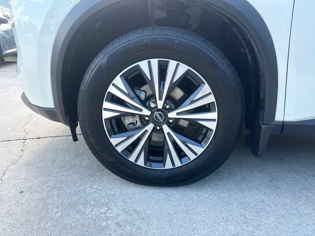 Used 2023 Nissan Rogue SV w/ SV Premium B Package FWD image 26