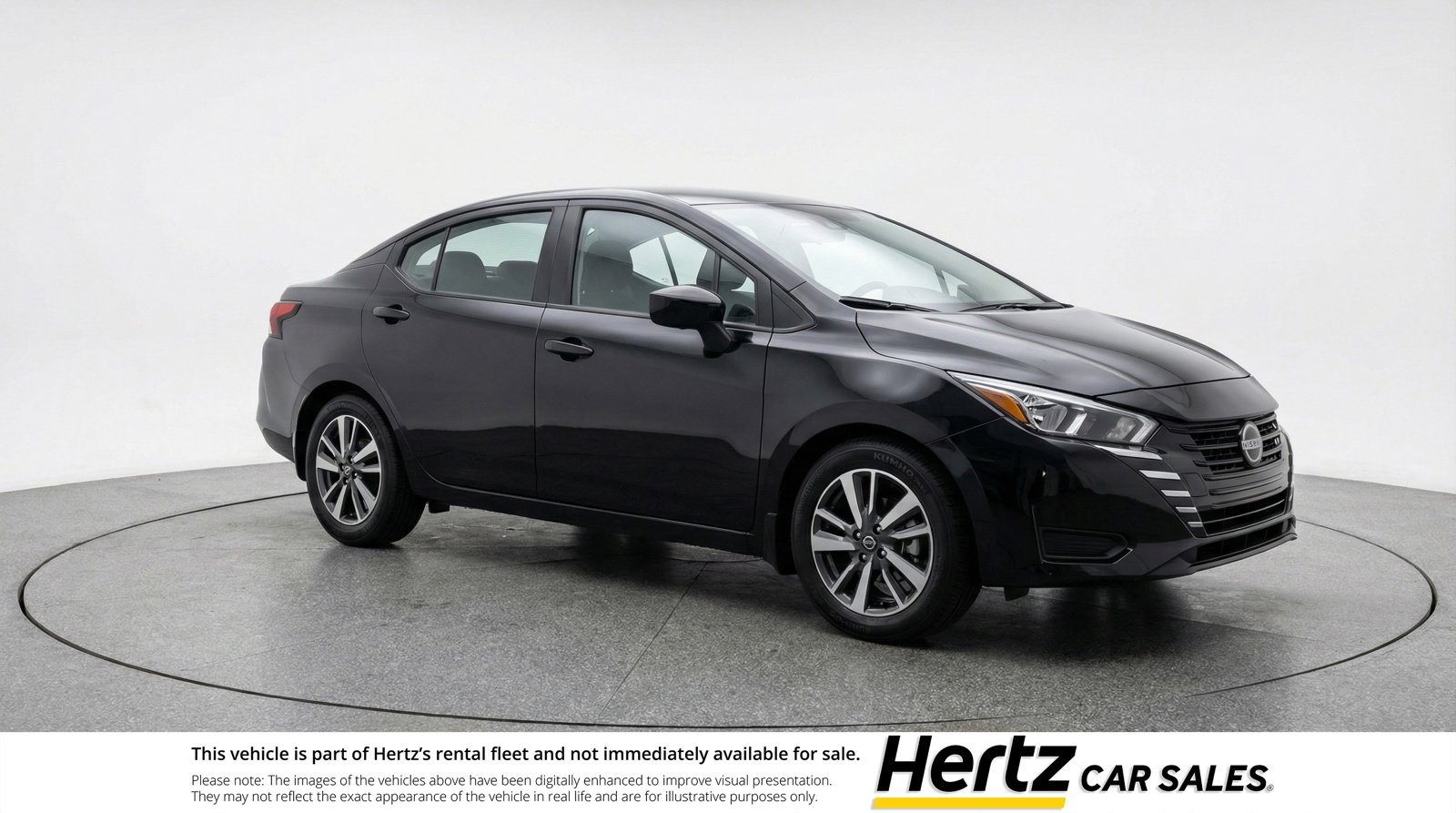 Used 2025 Nissan Versa SV image 1