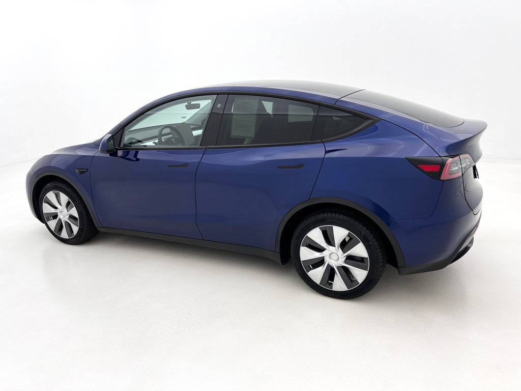 Used 2023 Tesla Model Y Long Range AWD/4WD image 10