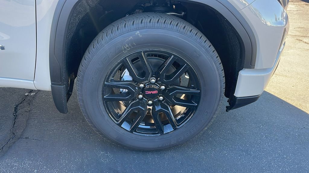 New 2026 GMC Sierra 1500 Pro w/ Graphite Edition image 9