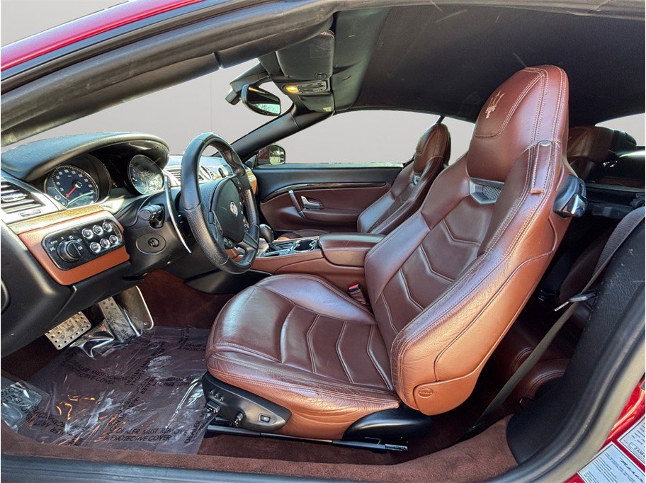 Used 2016 Maserati GranTurismo Sport image 2