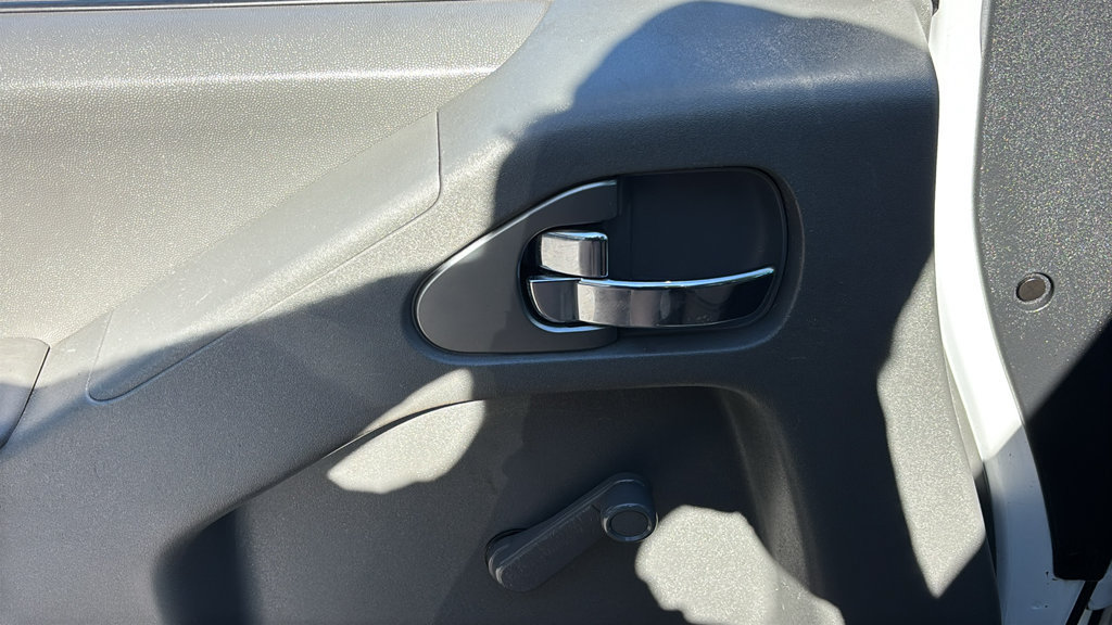 Used 2018 Nissan Frontier S RWD image 7
