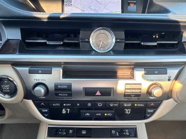 Used 2013 Lexus ES 350 w/ Luxury Pkg image 24