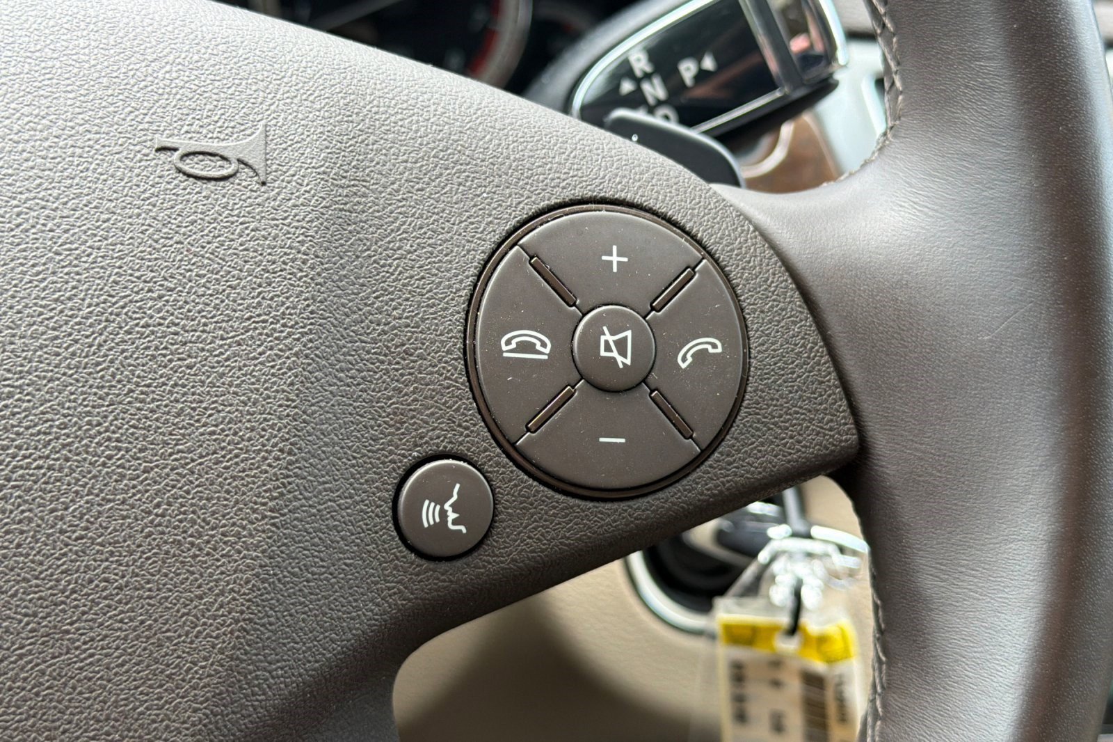 Used 2010 Mercedes-Benz E 350 Sedan image 30