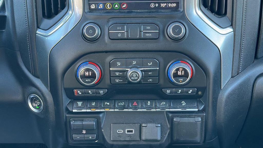 Used 2022 Chevrolet Silverado 2500 LTZ w/ LTZ Premium Package image 19