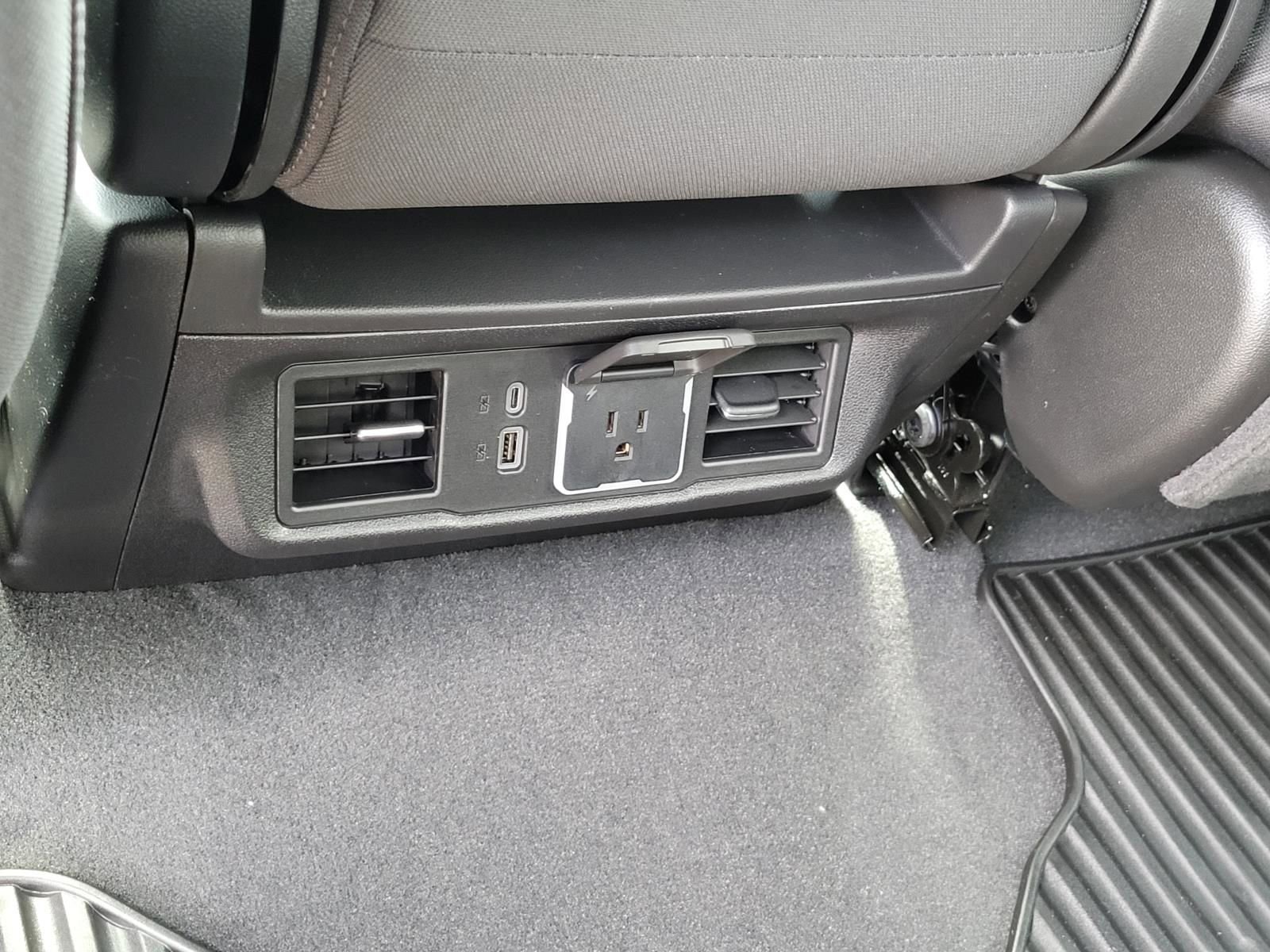 New 2026 Chevrolet Silverado 1500 LT w/ Texas Edition Plus RWD image 10