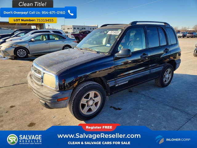 Used 2004 Chevrolet Tracker 2WD image 1