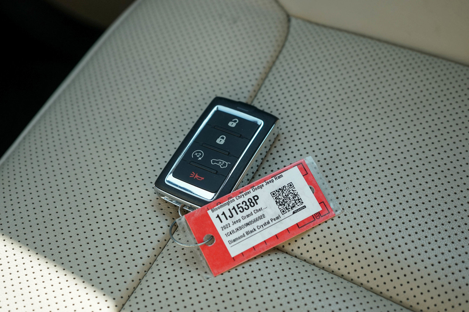 Used 2022 Jeep Grand Cherokee L Limited w/ Luxury Tech Group II image 30