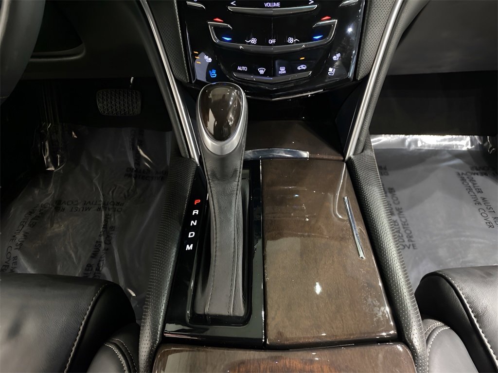 Used 2017 Cadillac XTS Luxury image 14