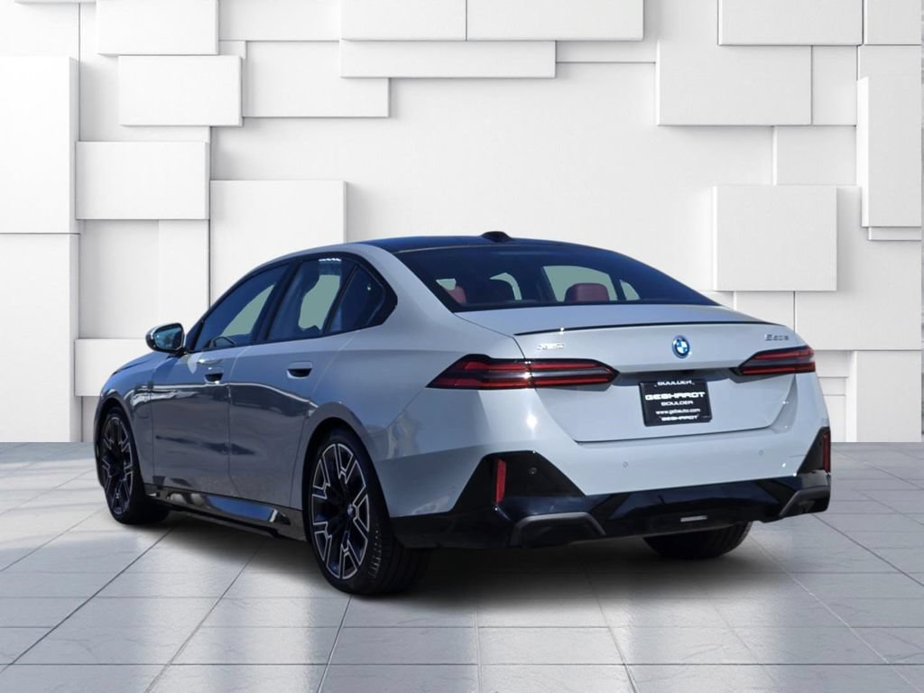 Certified 2026 BMW 550e xDrive w/ Premium Package AWD/4WD image 6