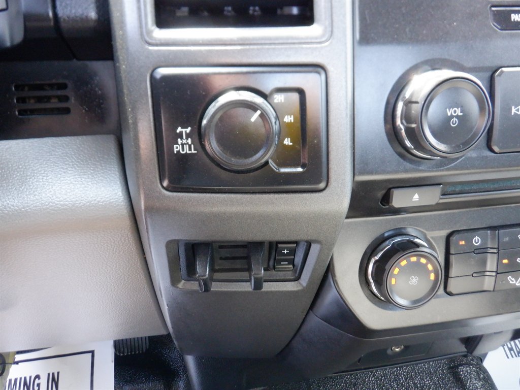 Used 2018 Ford F250 XL w/ XL Value Package AWD/4WD image 13