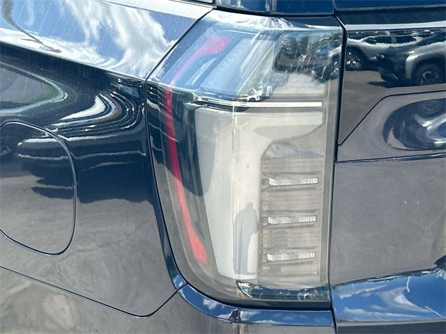 New 2026 Chevrolet Suburban Premier image 10