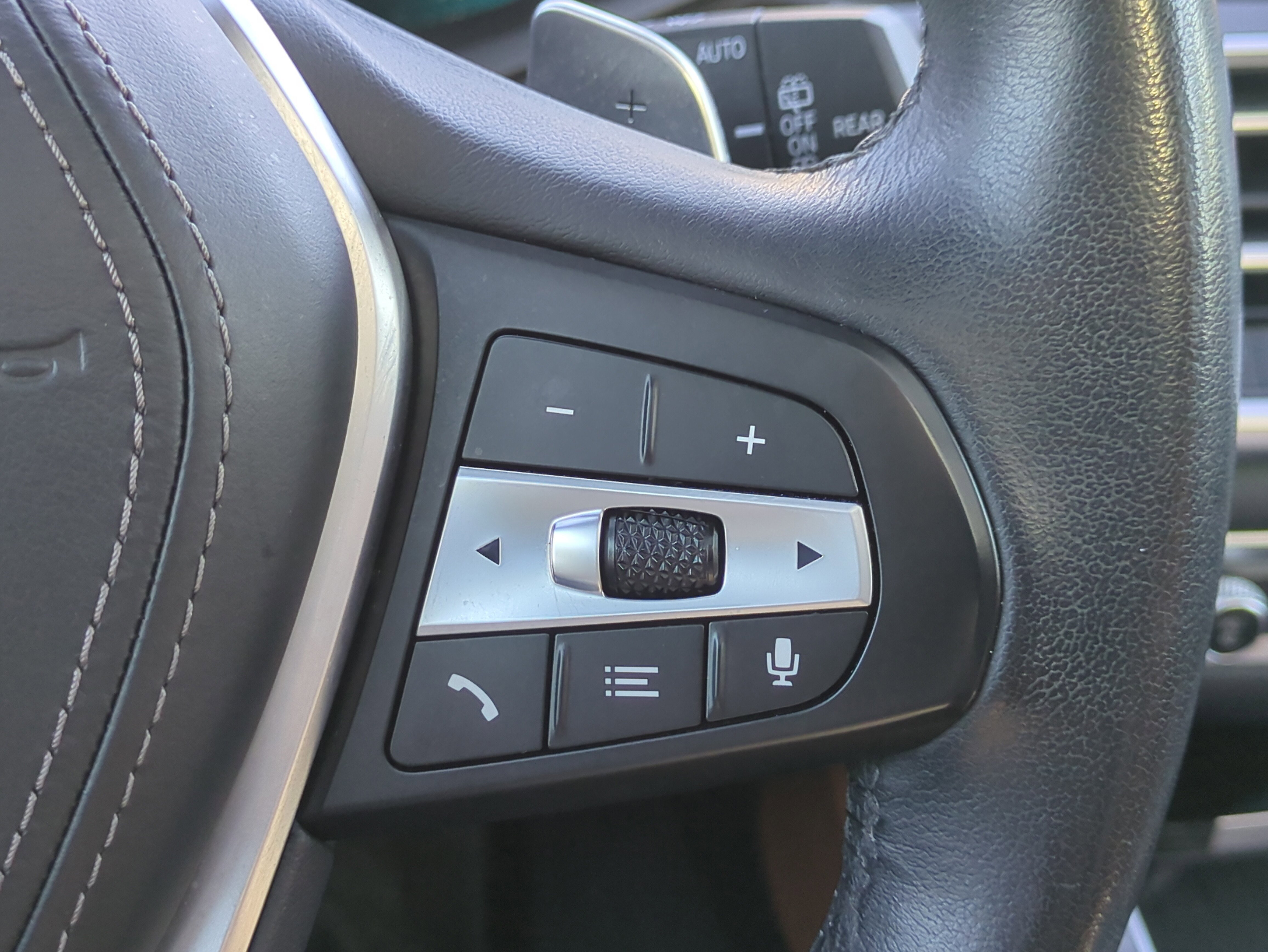 Used 2023 BMW X5 sDrive40i image 29