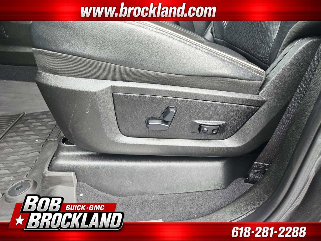 Used 2020 RAM 3500 Laramie w/ Night Edition image 43