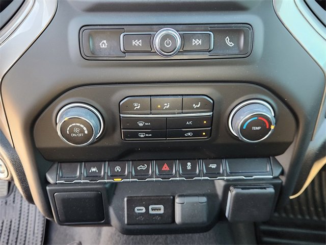 Used 2024 Chevrolet Silverado 1500 Custom image 18