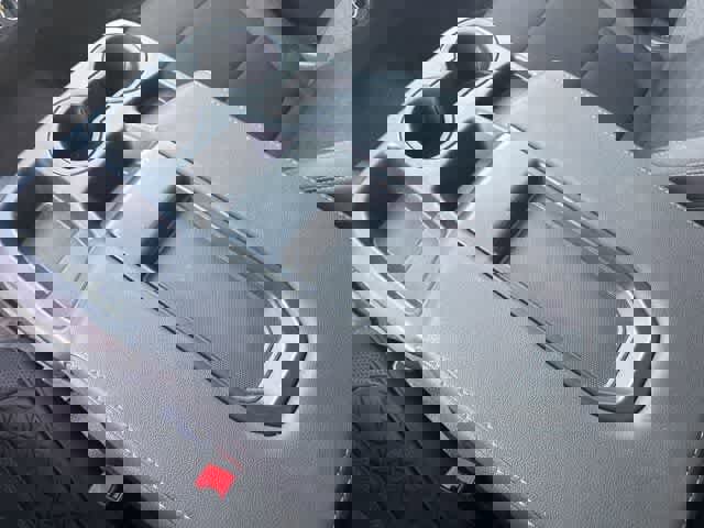 Used 2025 Chevrolet Silverado 1500 Custom image 18